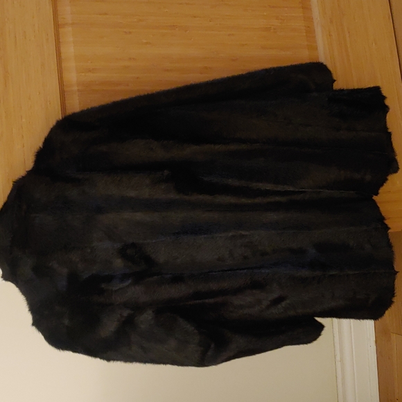 New Black Zara Faux Fur Coat Size Small - Picture 4 of 6